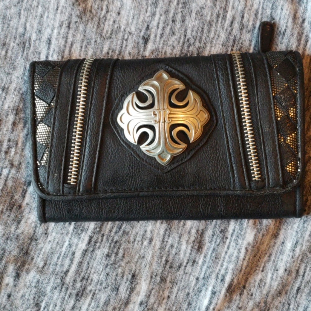 Miss me wallet